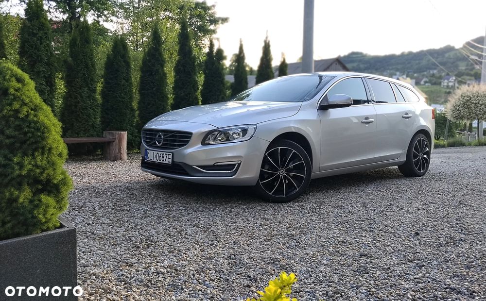 Volvo V60 D2 - 1