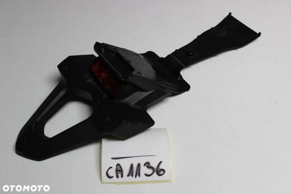 CHLAPACZ UCHWYT TABLICY HONDA CB1000 R - 1