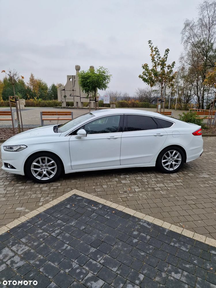 Ford Mondeo 2.0 TDCi Titanium PowerShift - 11