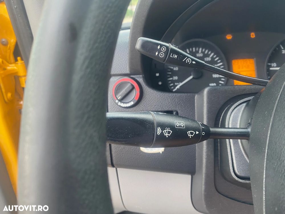Mercedes-Benz SPRINTER - 16