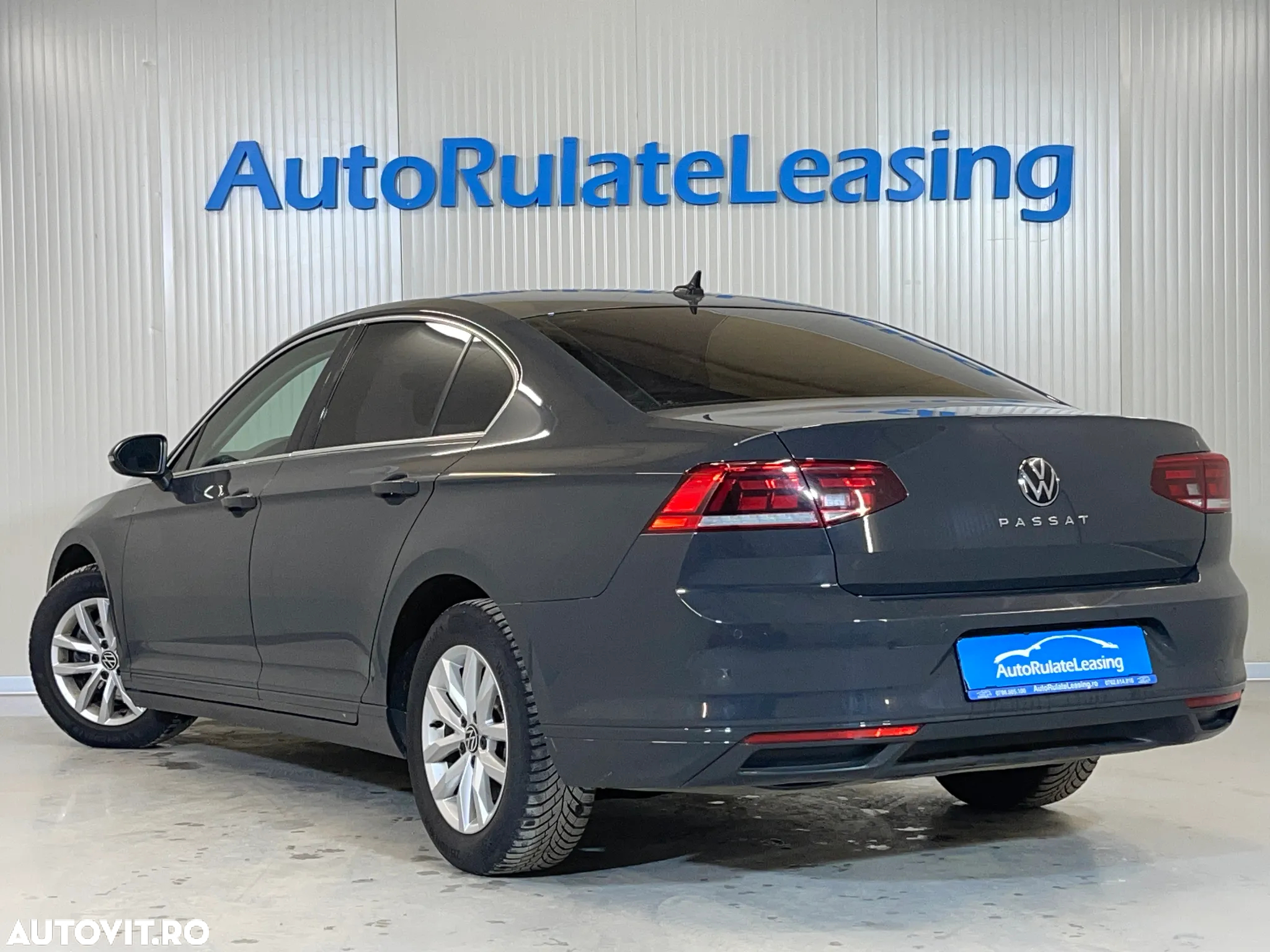 Volkswagen Passat 2.0 TDI DSG Comfortline - 4