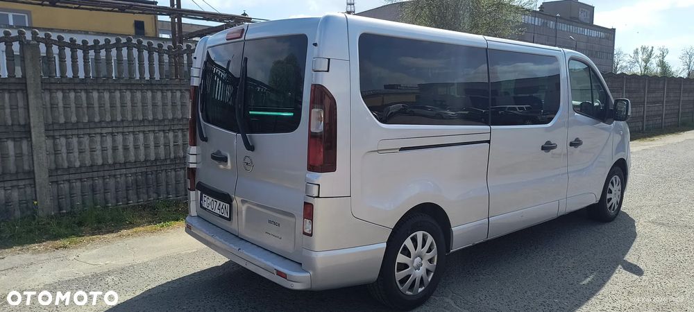 Opel Vivaro L2H1 2,9t Edition - 4