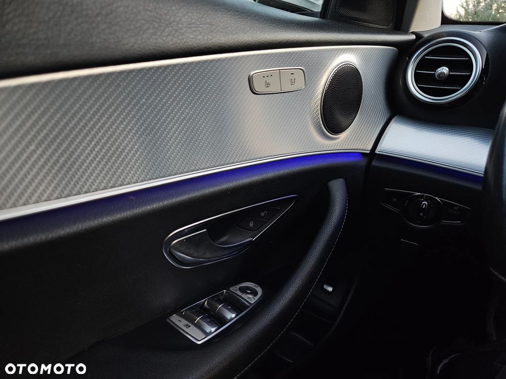 Mercedes-Benz Klasa E 200 d 9G-TRONIC Exclusive - 26