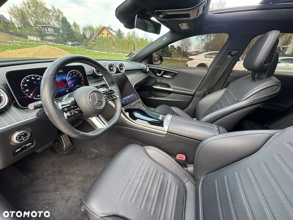 Mercedes-Benz Klasa C 300 4Matic 9G-TRONIC AMG Line - 15