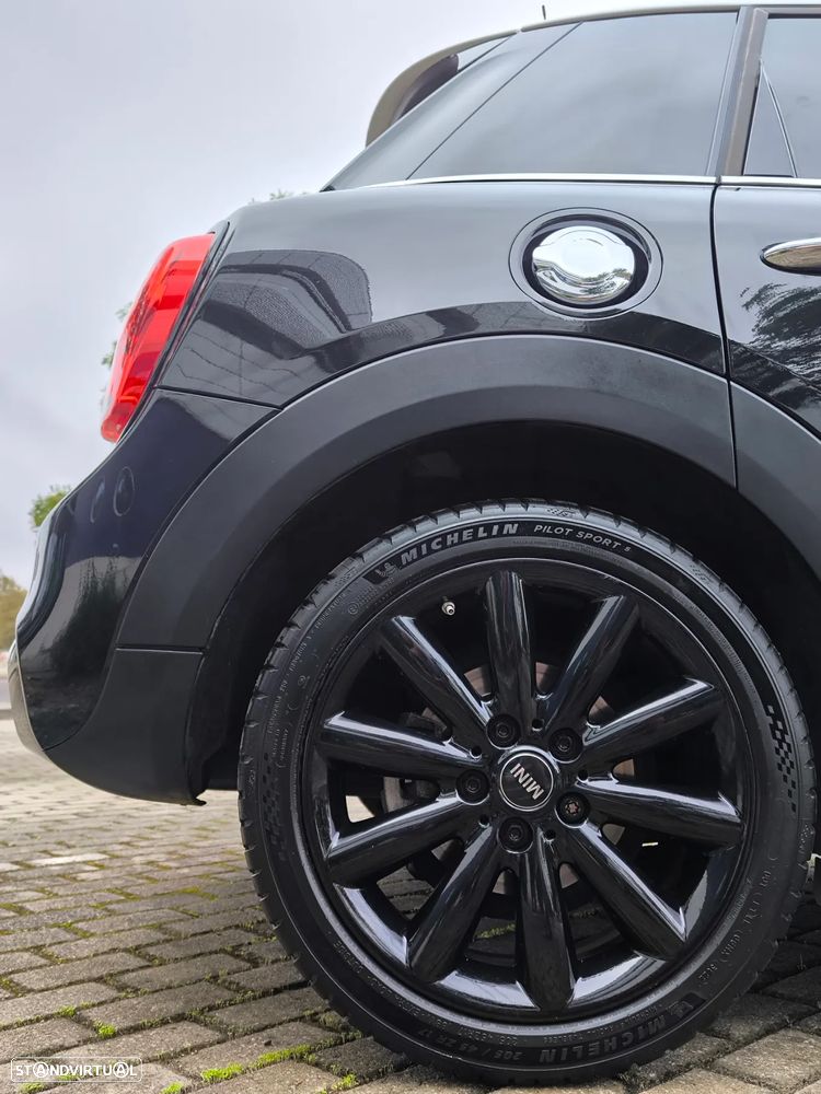 MINI 5 Portas Cooper SD Auto - 8