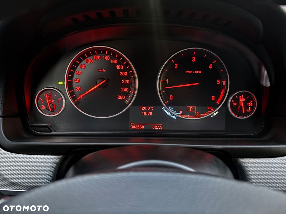 BMW Seria 5 - 17