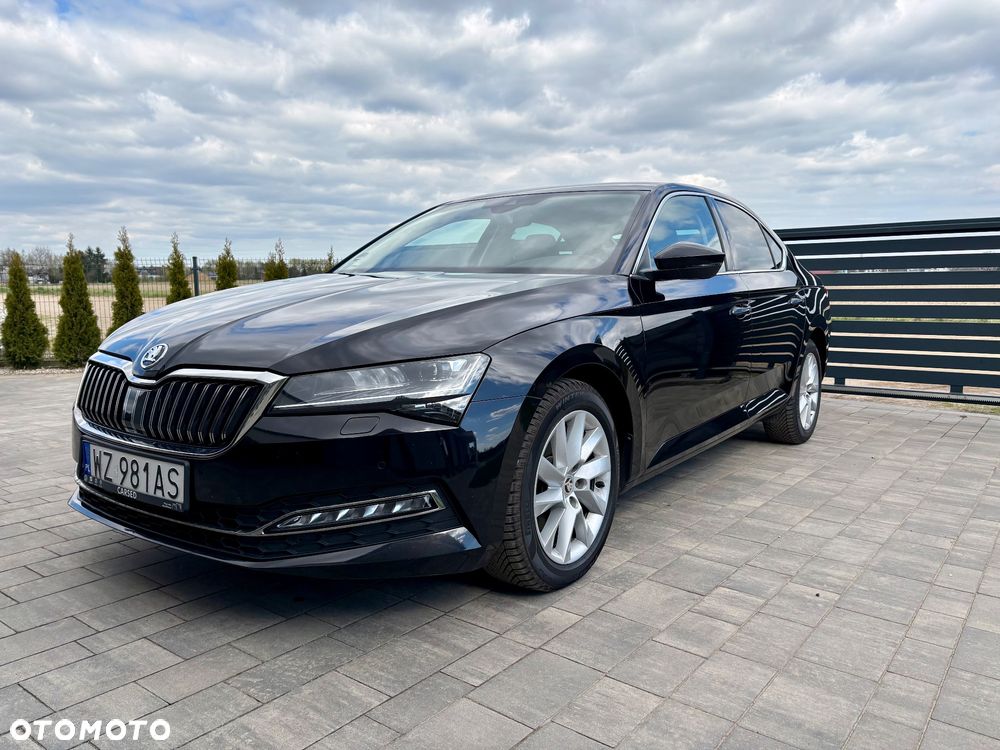 Skoda Superb 2.0 TDI SCR Style DSG - 4