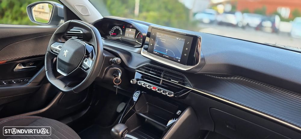 Peugeot 2008 1.2 PureTech Allure - 16