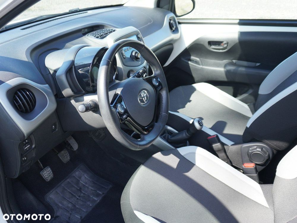 Toyota Aygo X - 9