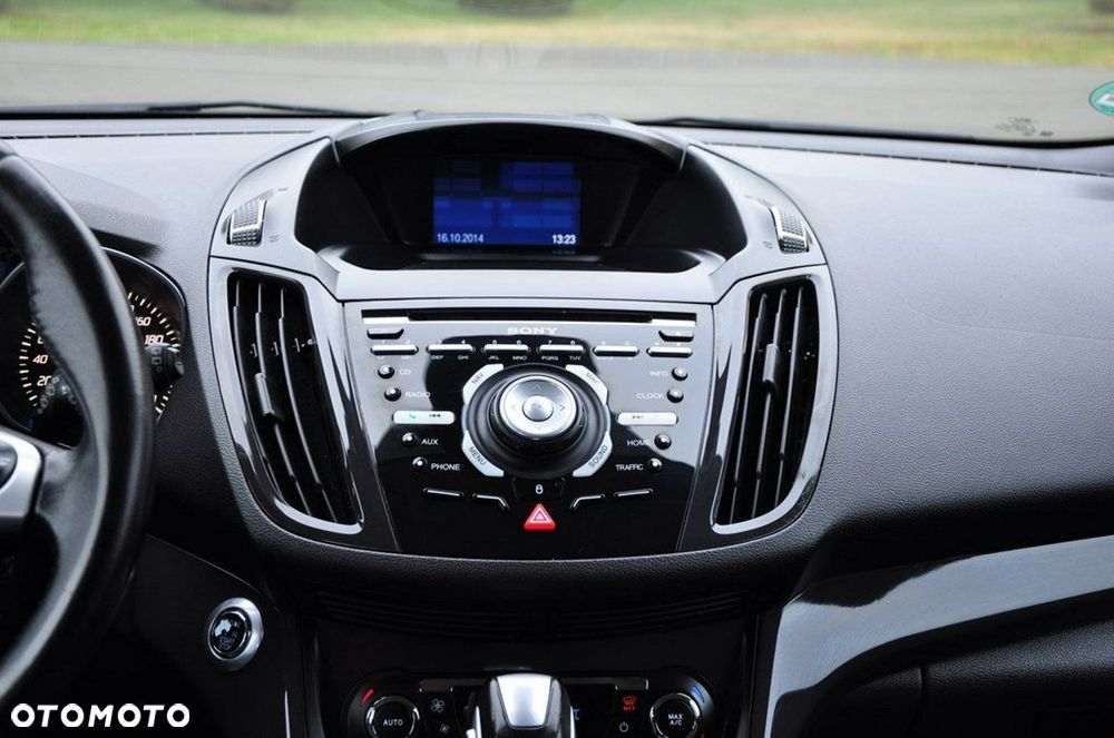 Ford Kuga 2.0 TDCi 4x4 Titanium - 33