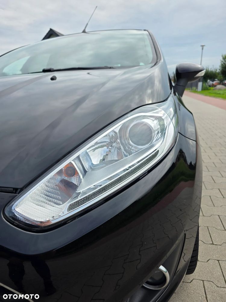 Ford Fiesta 1.0 Champions Edition - 9