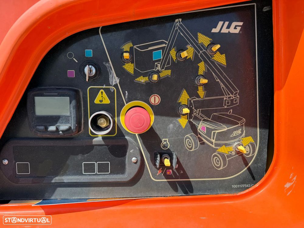JLG 450AJ - Plataforma articulada 16m (2016) - 6