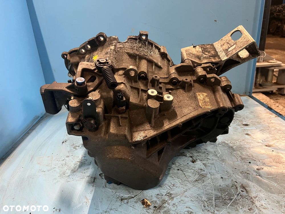 SKRZYNIA BIEGÓW VOLVO S60 V70 2.4 D5456r 7002 DD - 3