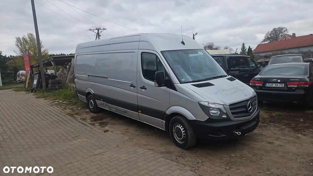 Mercedes-Benz Sprinter - 7