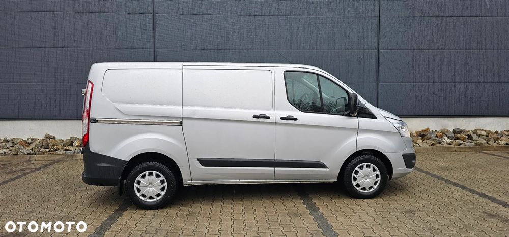 Ford TRANSIT CUSTOM - 7