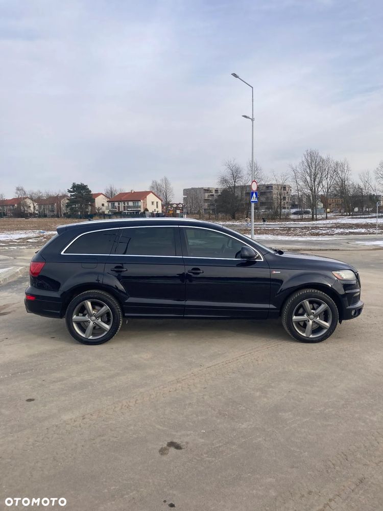 Audi Q7 - 8