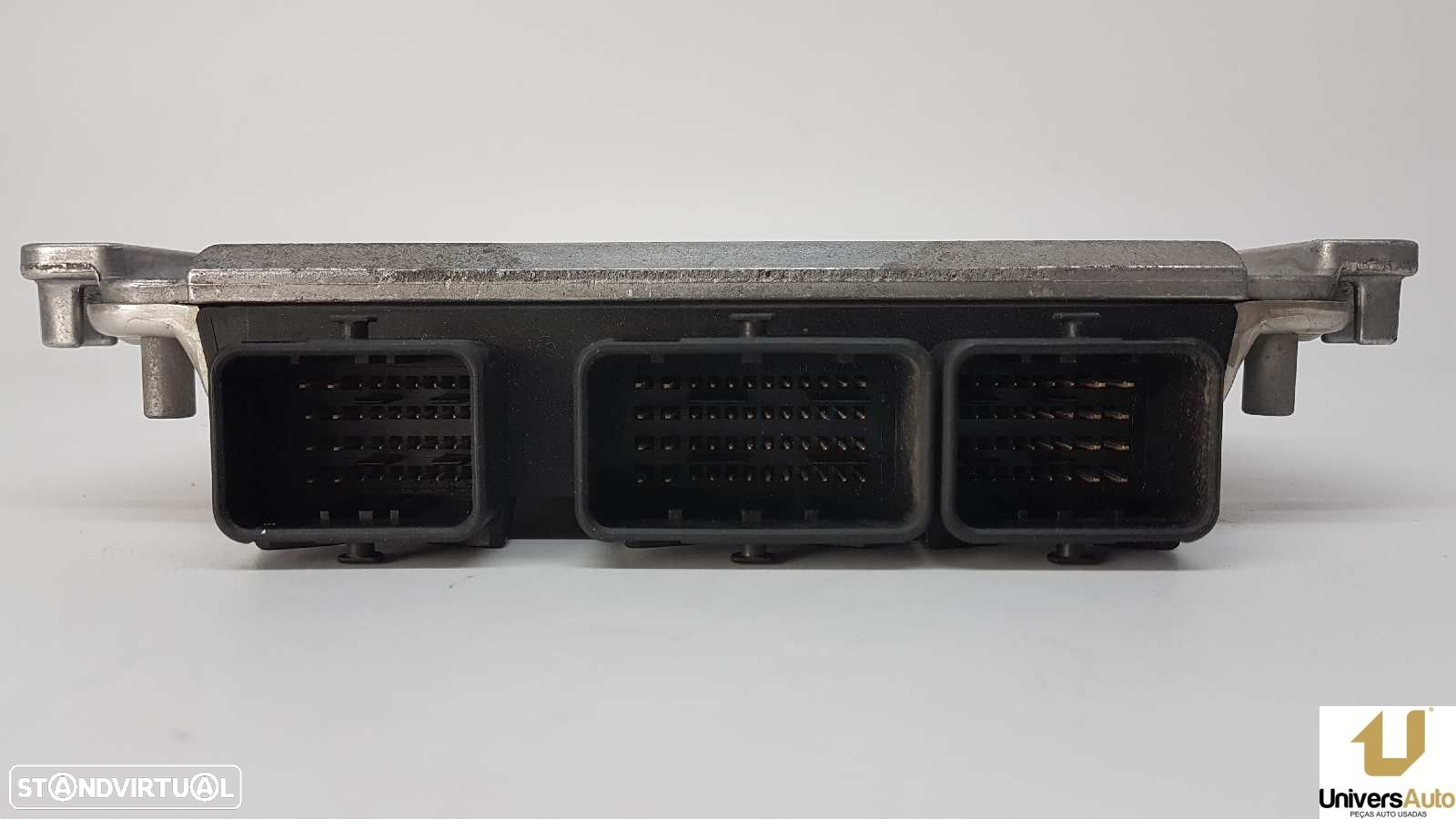 CENTRALINA DO MOTOR UCE CITROEN C5 BERLINA 2.0 HDI SX - 8