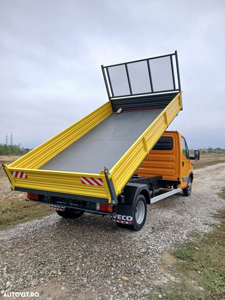 Iveco Daily  35 65  70 max. autoriz 3,5 t cat. B basculabil pe 3 parti - 20