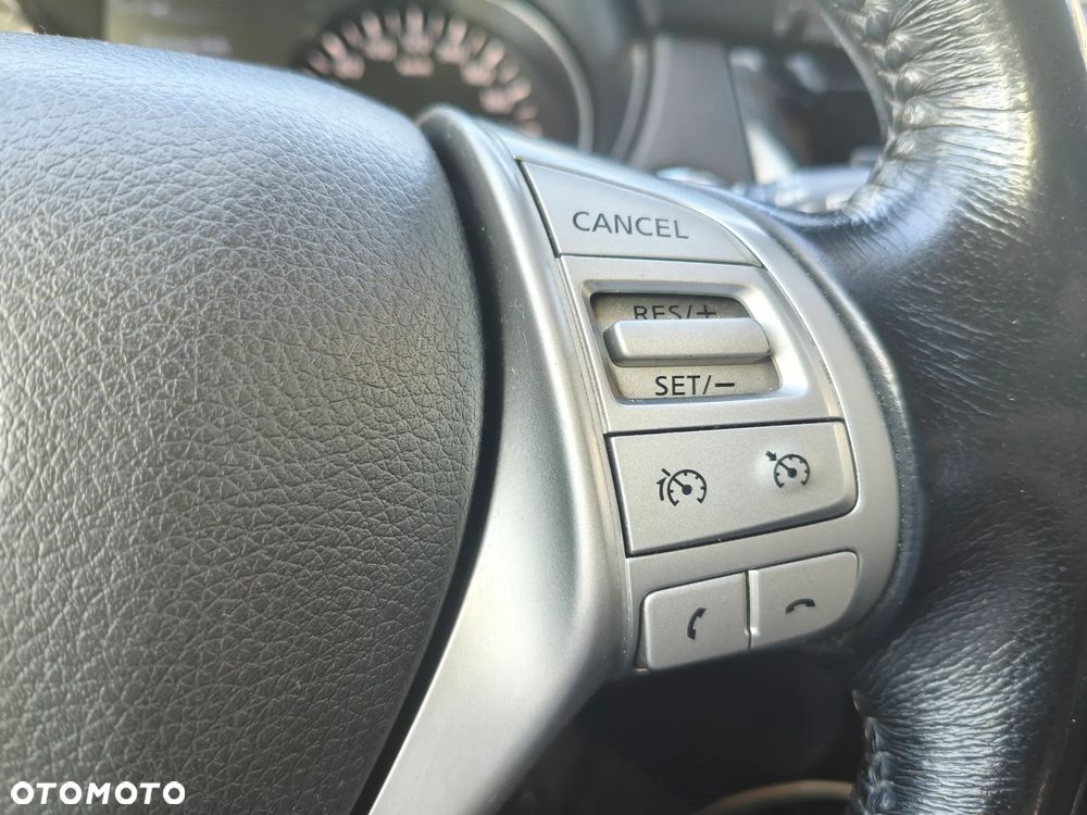 Nissan X-Trail 1.6 DCi ALL-MODE 4x4i Tekna - 14