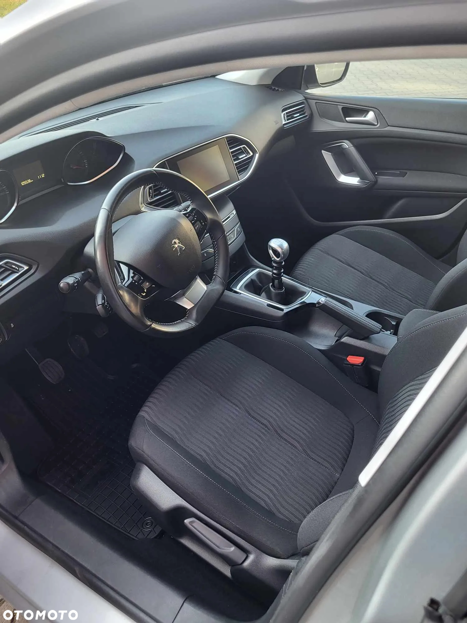 Peugeot 308 1.6 THP Active - 8