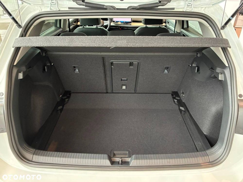 Volkswagen Golf - 26