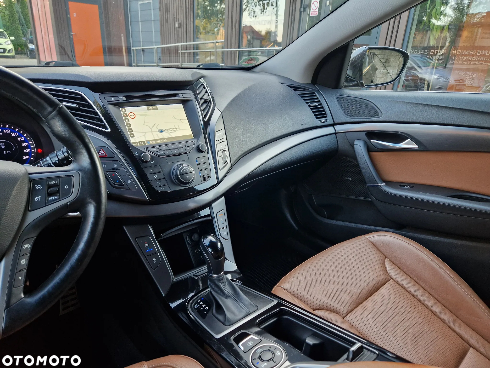 Hyundai i40 Kombi blue 1.7 CRDi DCT Premium - 31