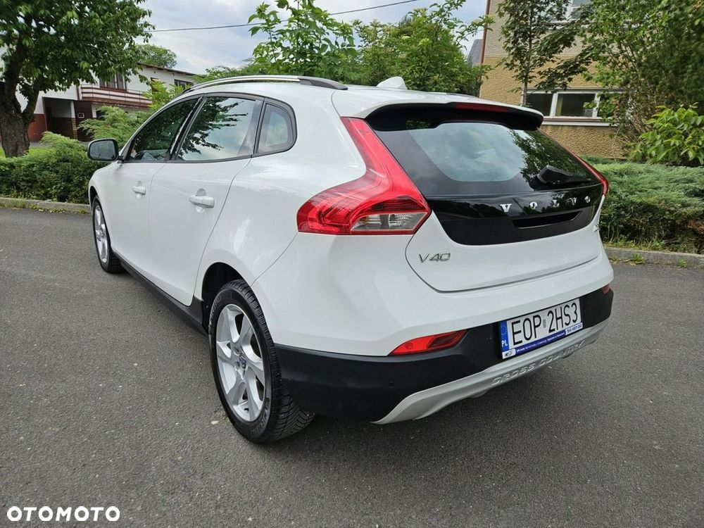 Volvo V40 D2 Drive-E Momentum - 3