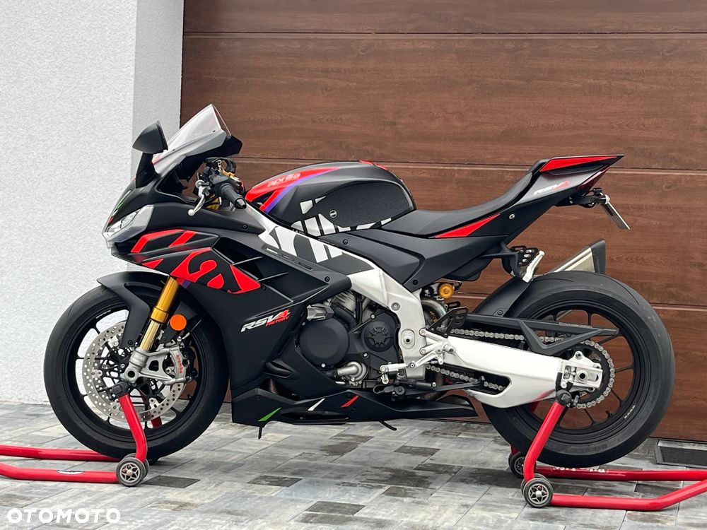 Aprilia RSV - 14