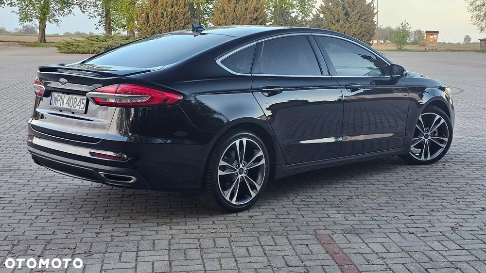 Ford Fusion - 5