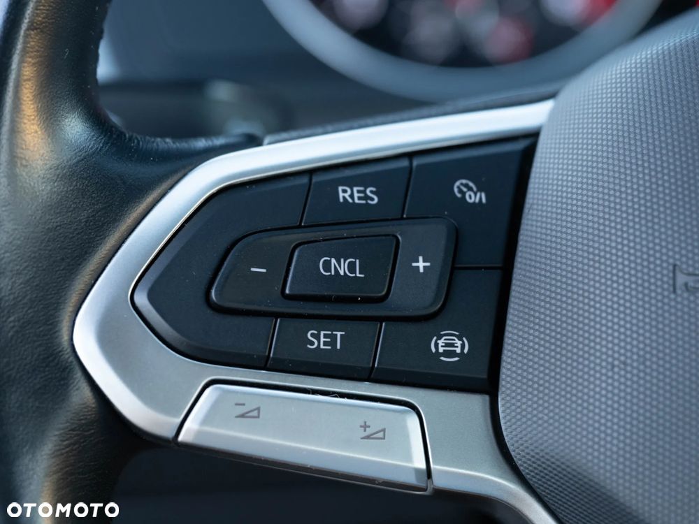 Volkswagen Passat 1.5 TSI EVO Business - 23