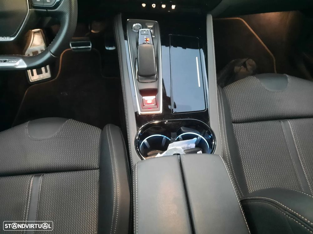 Peugeot 508 SW 1.6 Hybrid GT e-EAT8 - 27