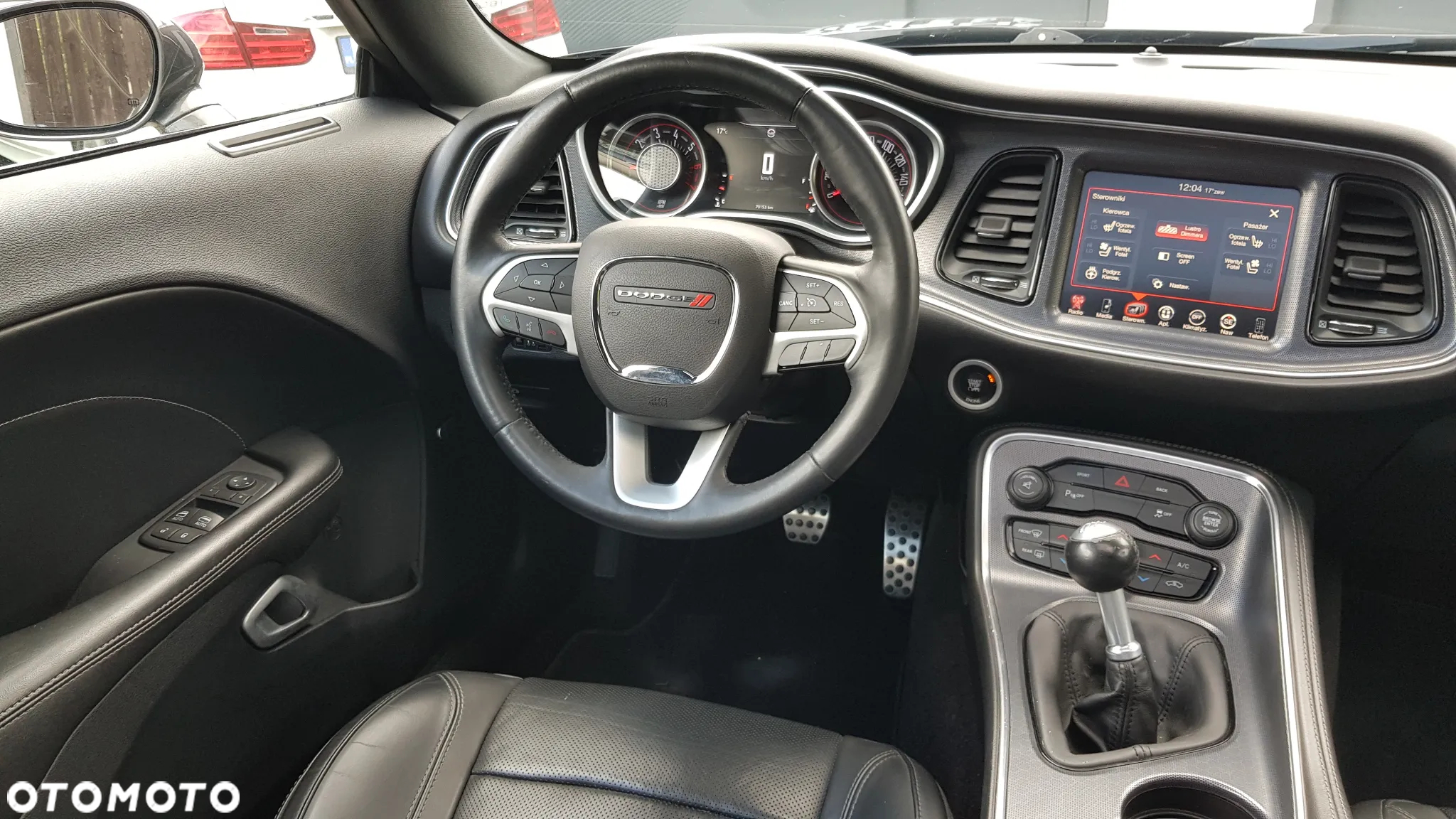 Dodge Challenger - 15