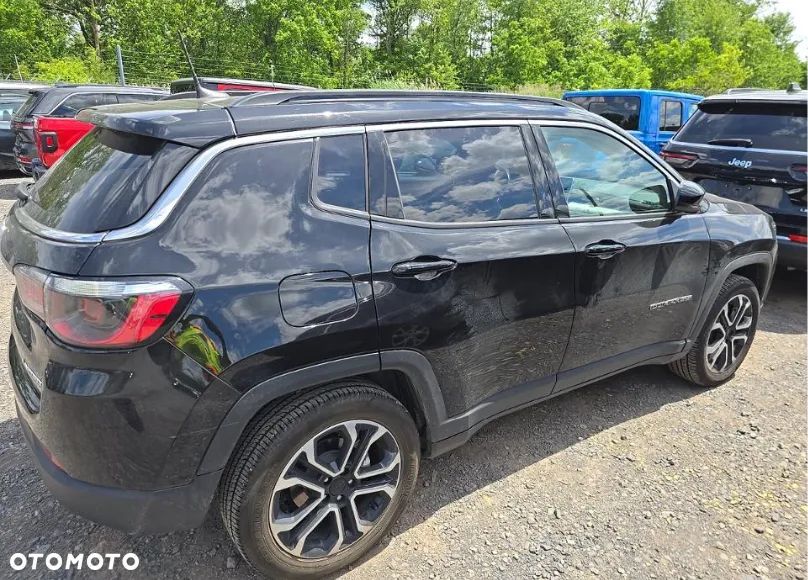 Jeep Compass - 4
