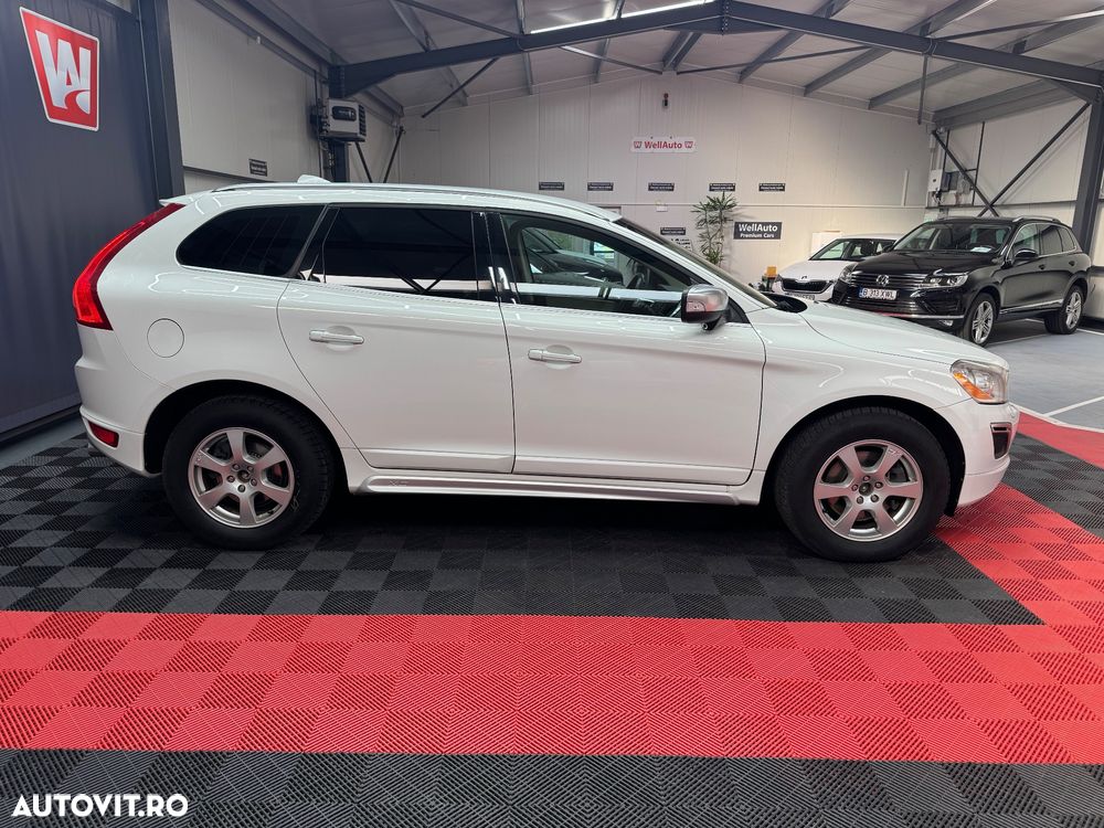 Volvo XC 60 - 4