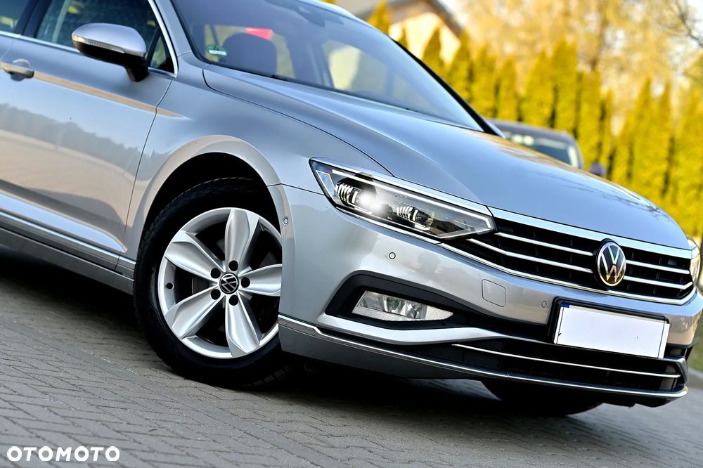 Volkswagen Passat 2.0 TDI EVO Elegance DSG - 1