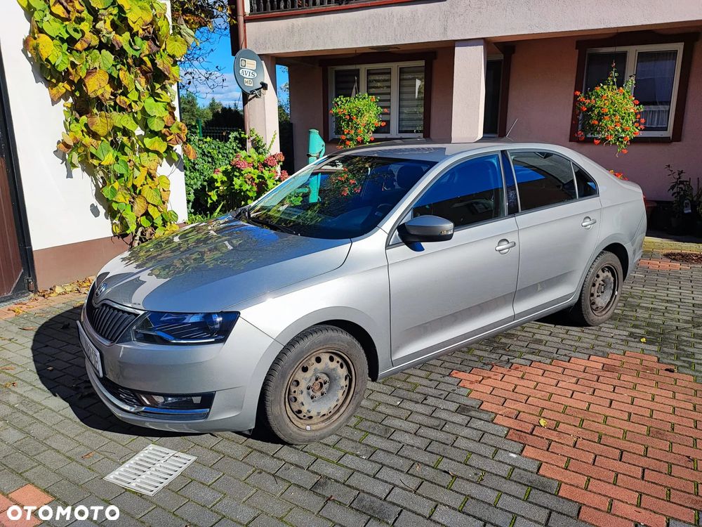 Skoda RAPID 1.0 TSI Style - 13