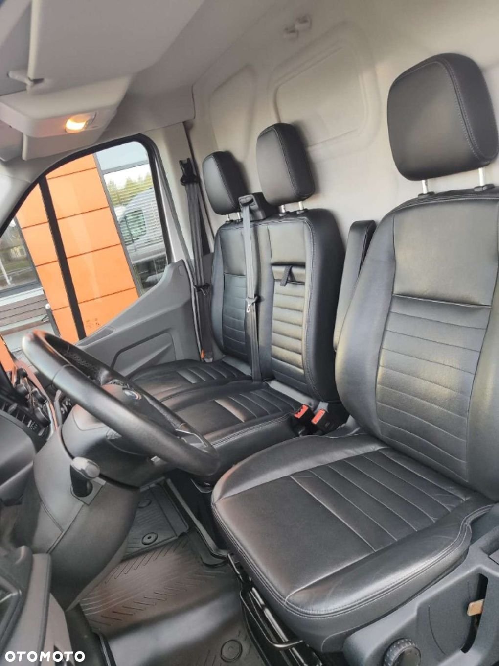 Ford Transit - 9
