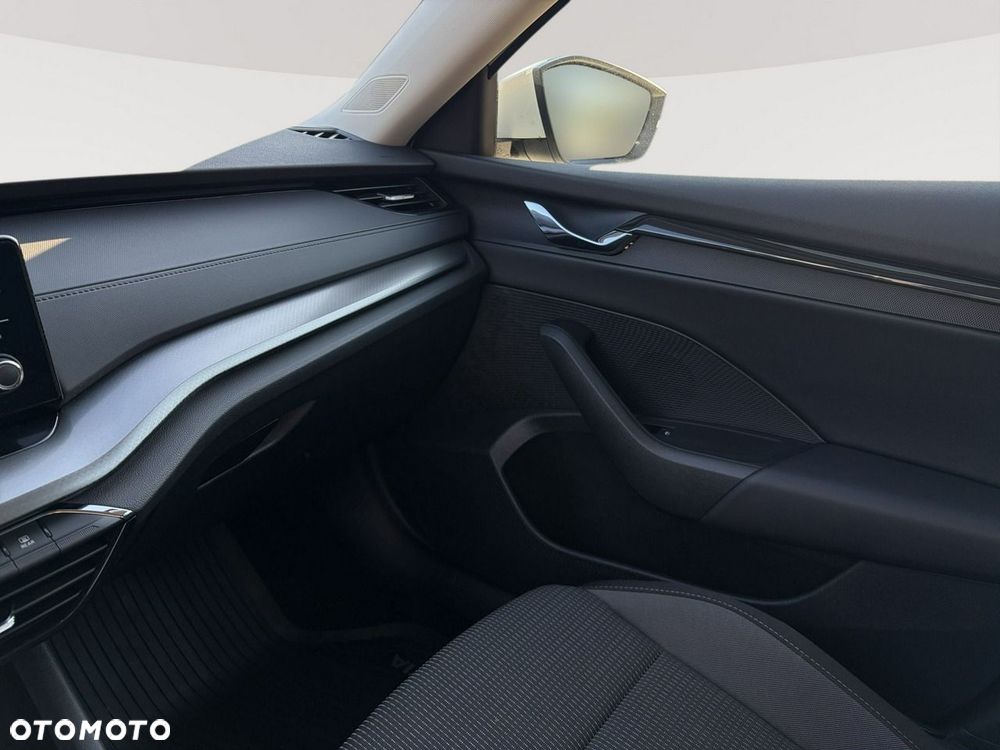 Skoda Octavia 2.0 TDI Ambition DSG - 22