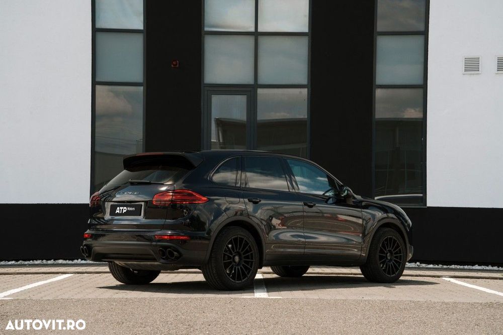 Porsche Cayenne - 29