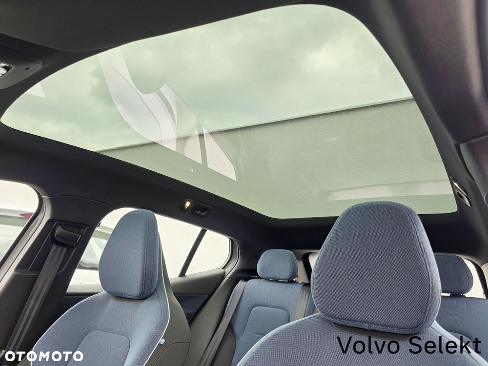 Volvo EX30 - 35
