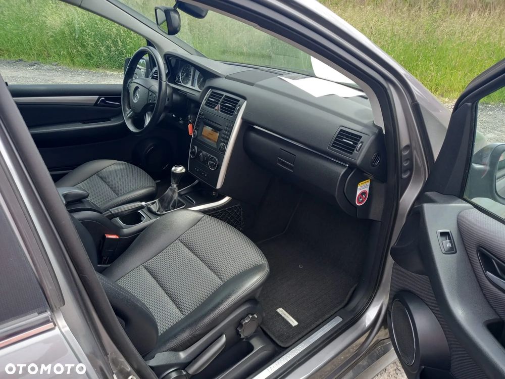 Mercedes-Benz Klasa B 180 BlueEFFICIENCY SPORT EDITION - 8