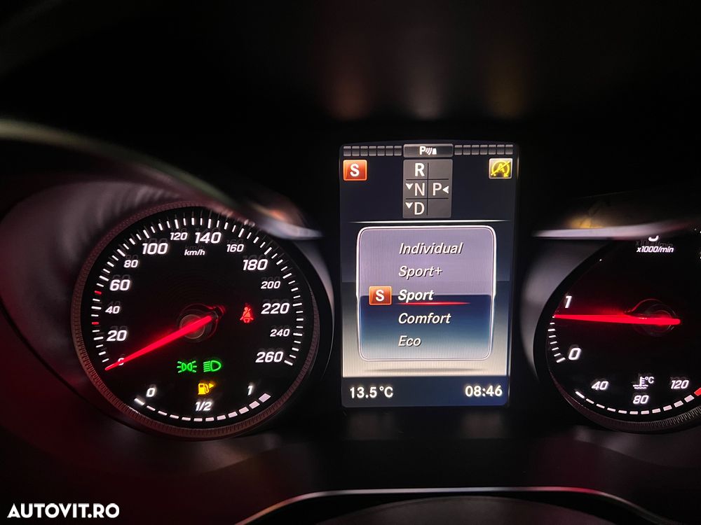 Mercedes-Benz GLC Coupe 250 d 4Matic 9G-TRONIC AMG Line - 33