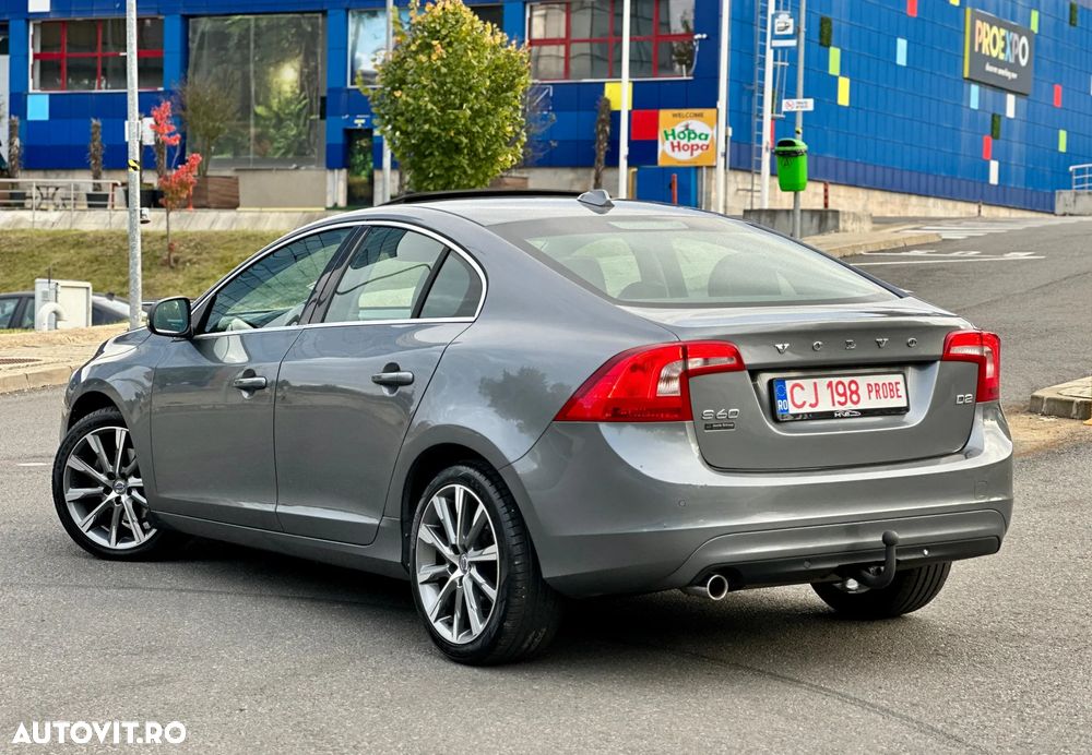 Volvo S60 D2 Geartronic Momentum - 4