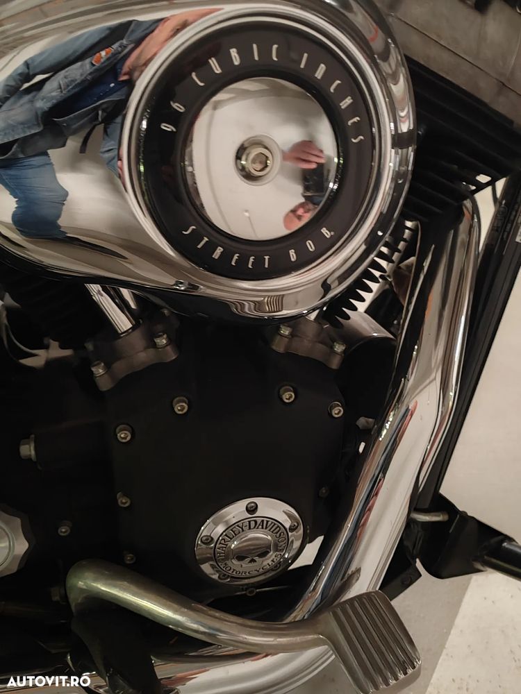Harley-Davidson Dyna Street Bob - 10