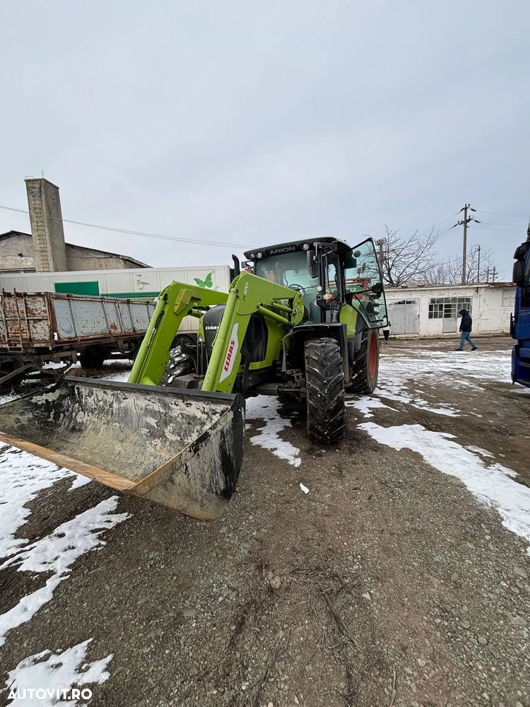 Claas ARION 630 T4 CIS