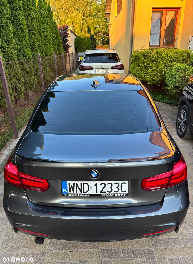 BMW Seria 3 318d M Sport Shadow - 4