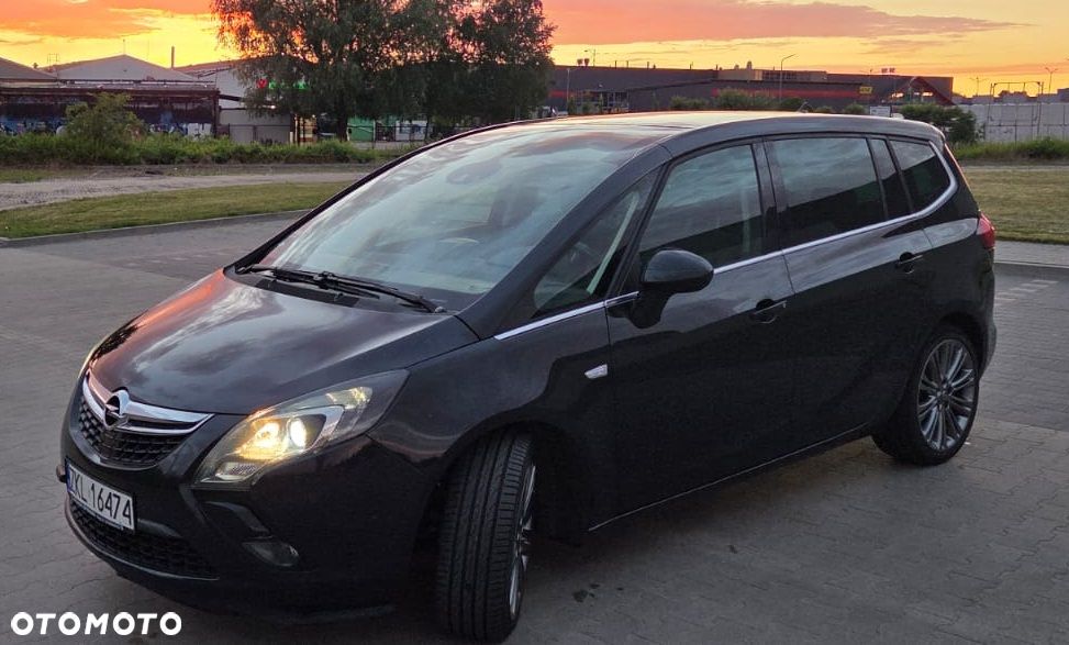 Opel Zafira 2.0 CDTI Cosmo - 1