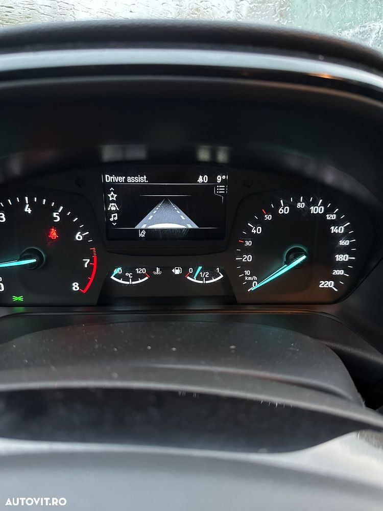 Ford Fiesta 1.1 Trend - 8