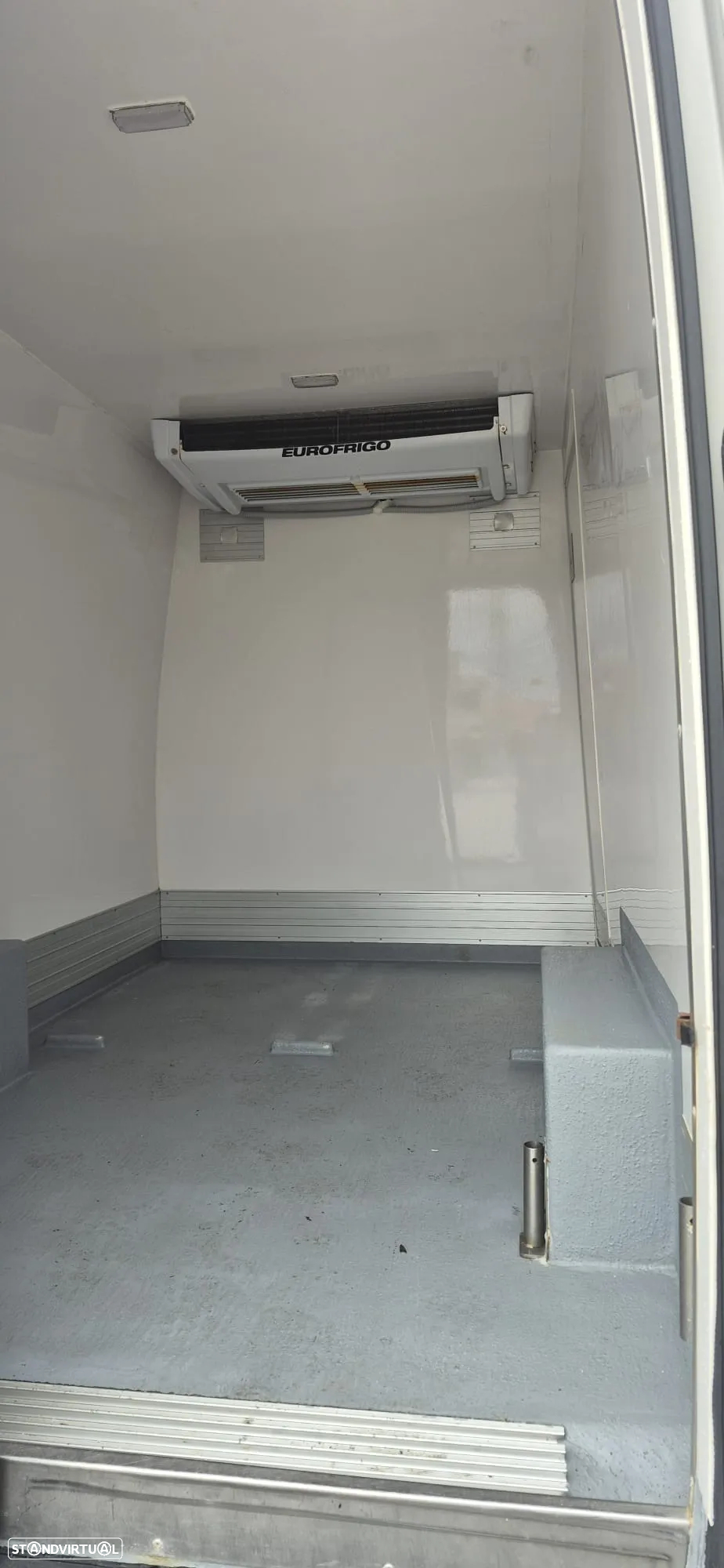 VW Crafter 2.0 177cv Frio - 16
