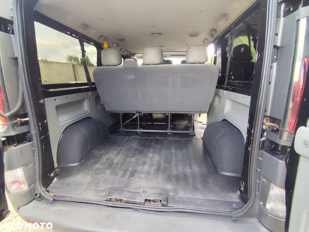 Opel Vivaro L2H1 2.9t - 26